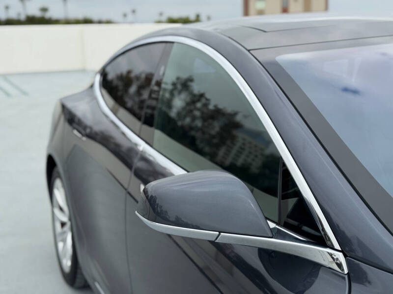 2016 Tesla Model S