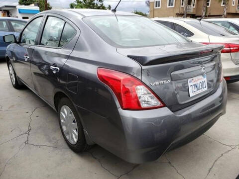 2017 Nissan Versa