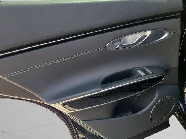 2025 Genesis GV70 2.5T Standard