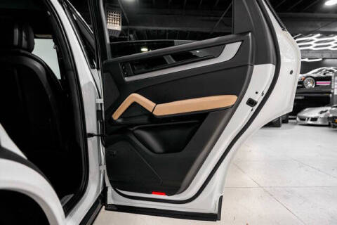 2024 Porsche Cayenne Coupe