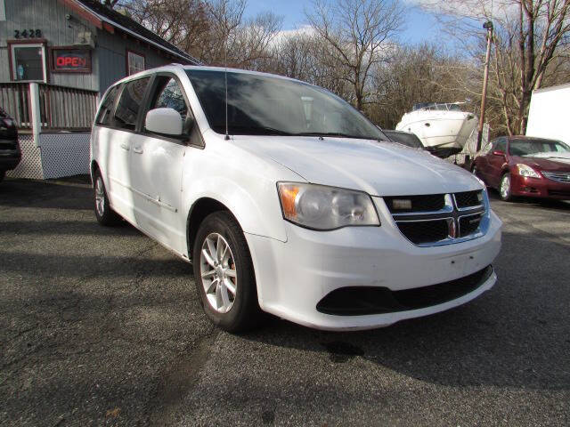 2014 Dodge Grand Caravan for sale at Auto Outlet Of Vineland in Vineland NJ