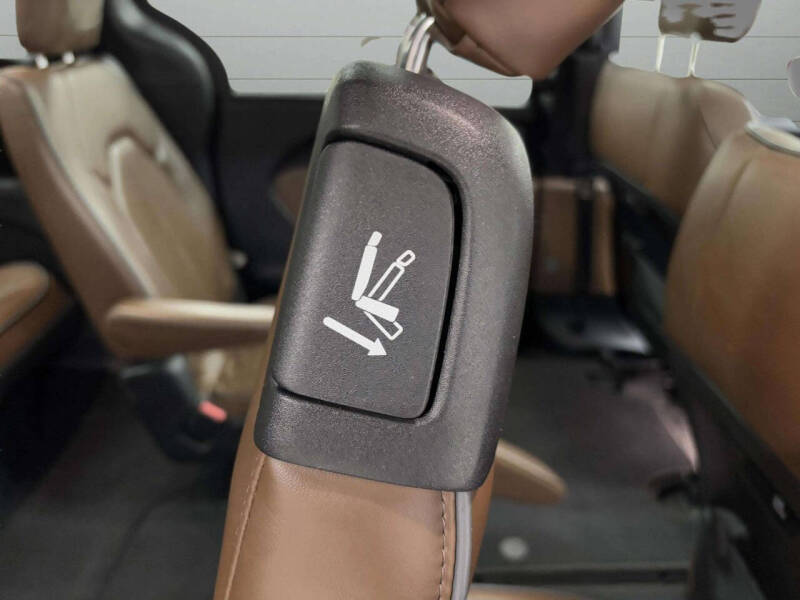 2019 Chrysler Pacifica Limited