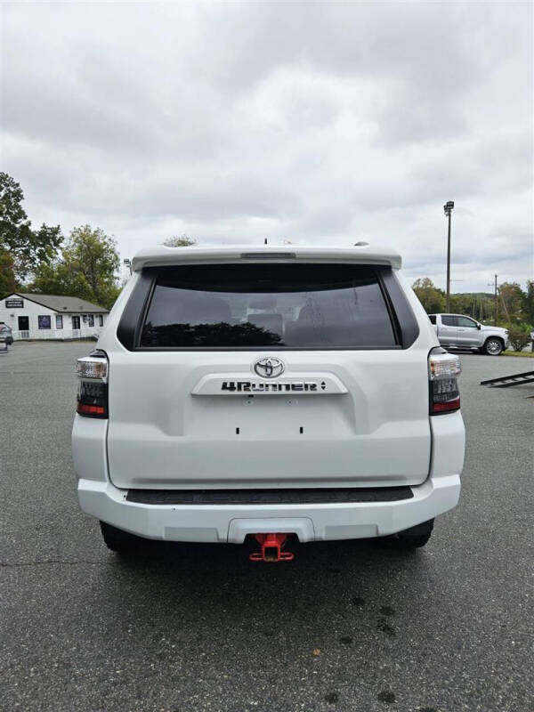 2023 Toyota 4Runner SR5