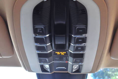 2012 Porsche Panamera