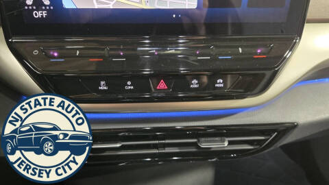 2023 Volkswagen ID.4 Pro