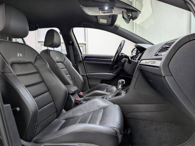 2019 Volkswagen Golf R 4Motion