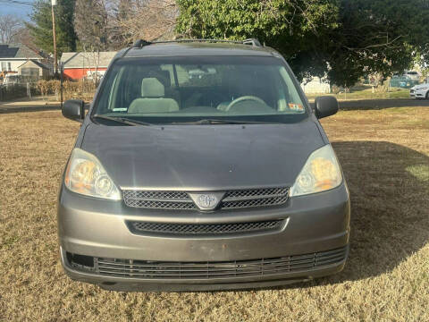 2004 Toyota Sienna