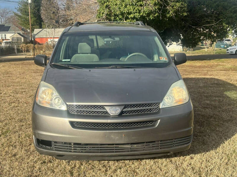 2004 Toyota Sienna