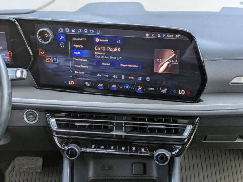 2024 Chevrolet Traverse LS