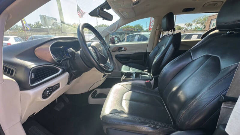 2018 Chrysler Pacifica Touring Plus