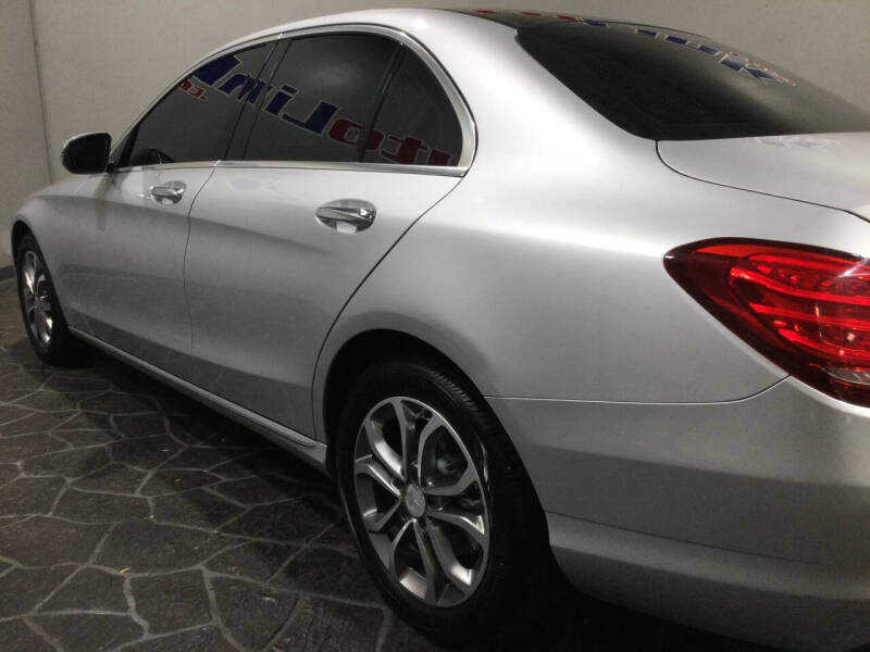 2016 Mercedes-Benz C-Class