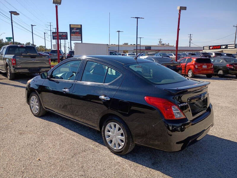 2019 Nissan Versa S
