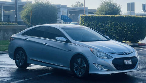 2015 Hyundai Sonata Hybrid for sale at MotorMax in San Diego CA