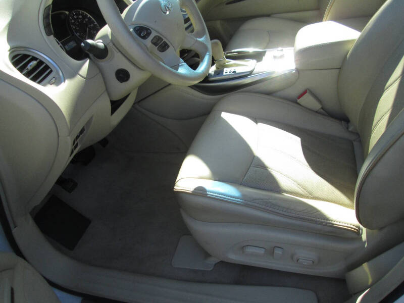 2013 INFINITI JX Base photo 12