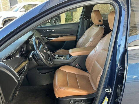 2020 Cadillac XT4 Premium Luxury