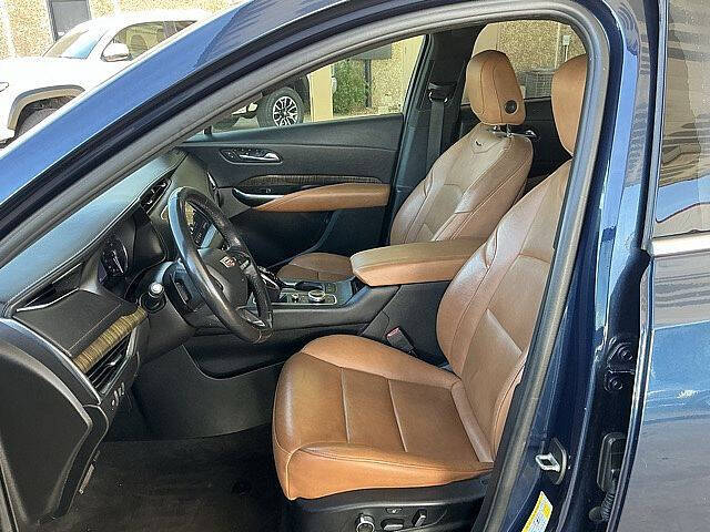 2020 Cadillac XT4 Premium Luxury