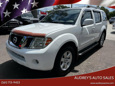 2011 Nissan Pathfinder SV