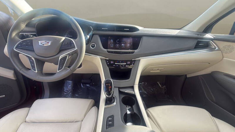 2017 Cadillac XT5 Premium Luxury