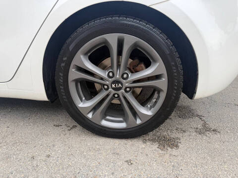 2016 Kia Forte5 EX