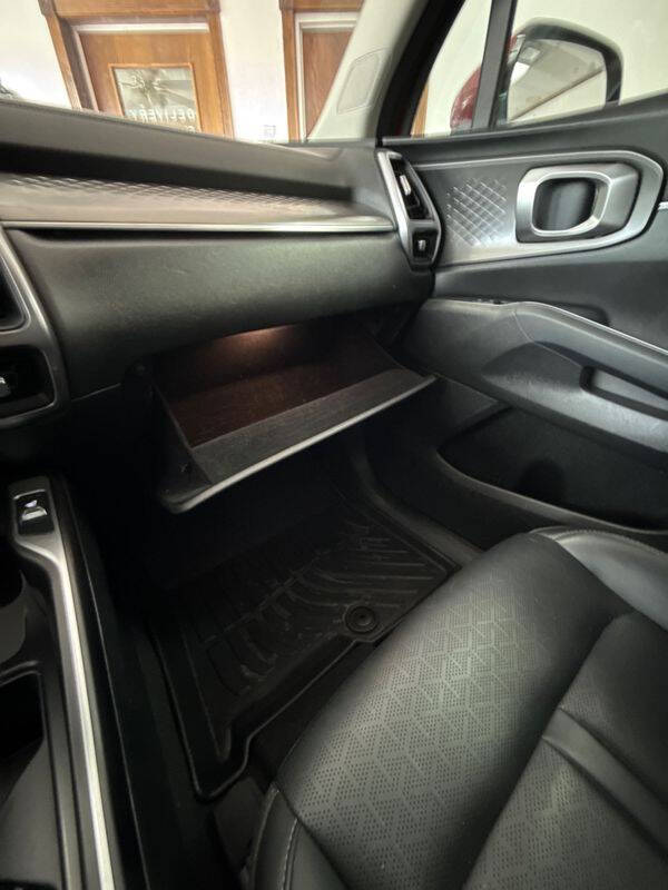 2022 Kia Sorento Hybrid S