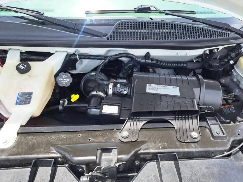 2017 Chevrolet Express 2500