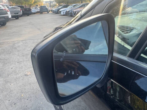 2023 Nissan Versa SV