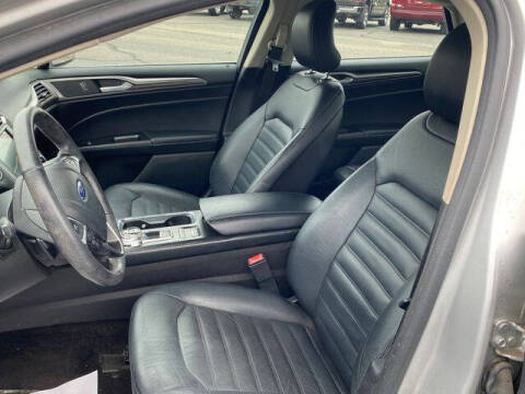 2017 Ford Fusion SE
