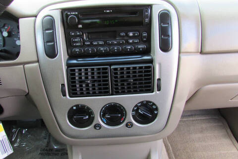 2003 Ford Explorer XLT