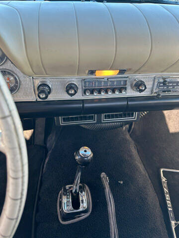 1957 Ford Thunderbird