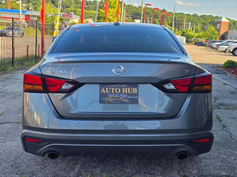2022 Nissan Altima 2.5 SR
