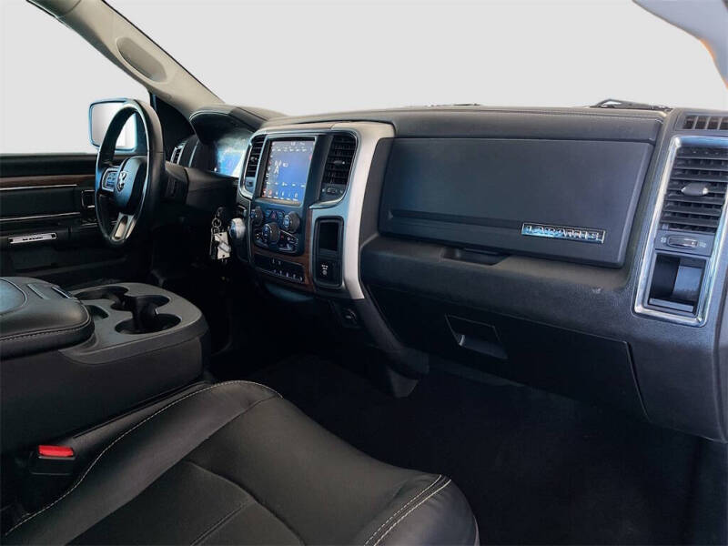 2019 RAM 1500 Classic Laramie