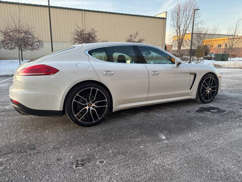 2015 Porsche Panamera 4S