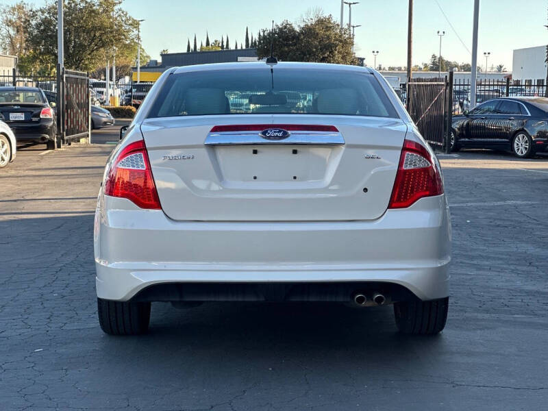 2012 Ford Fusion SEL