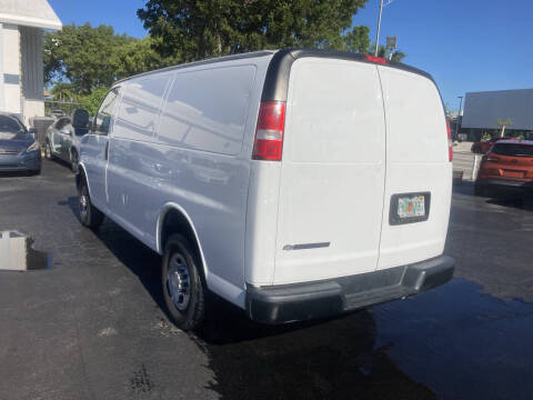 2019 Chevrolet Express 2500