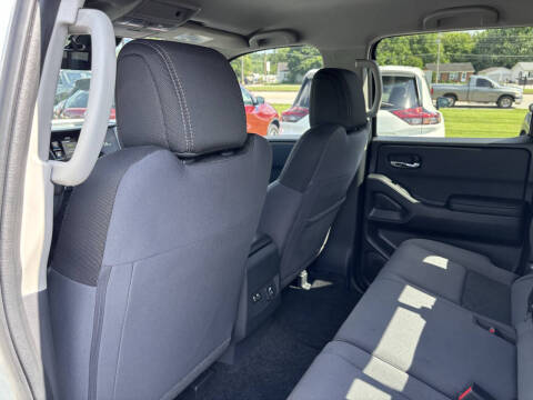 2025 Nissan Frontier SV