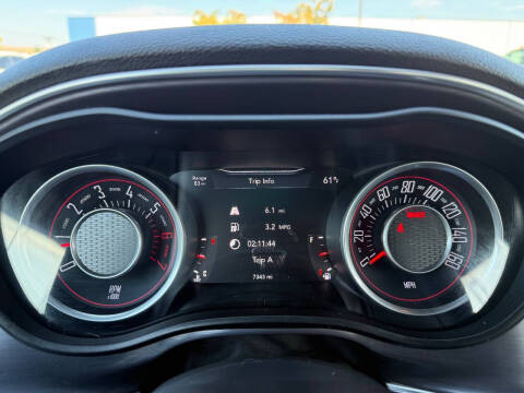 2015 Dodge Challenger R/T Shaker