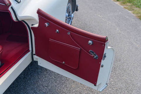 1956 Jaguar XK140 SE