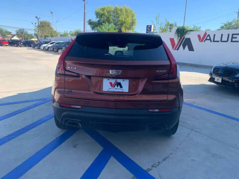 2019 Cadillac XT4 Luxury