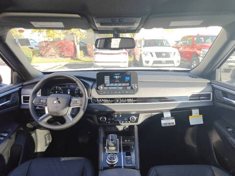 2025 Mitsubishi Outlander PHEV SEL Black Edition