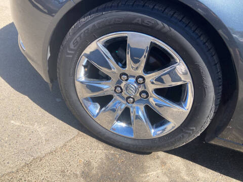 2012 Buick Regal Premium 1