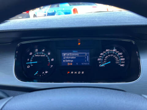 2015 Ford Taurus SEL