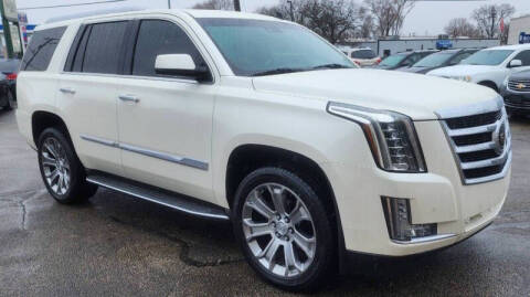2015 Cadillac Escalade for sale at Grant Park Auto Sales in Rockford IL