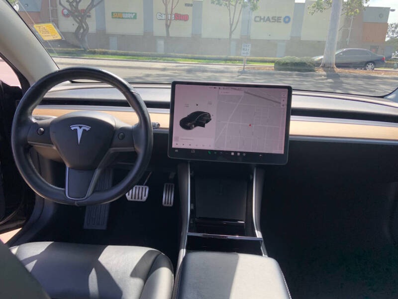 2019 Tesla Model 3 Long Range