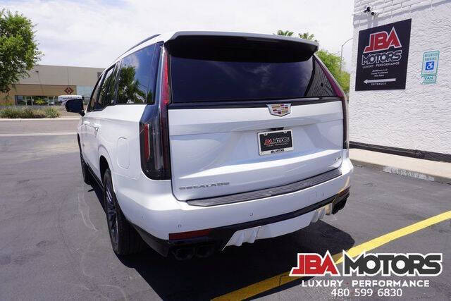 2023 Cadillac Escalade-V