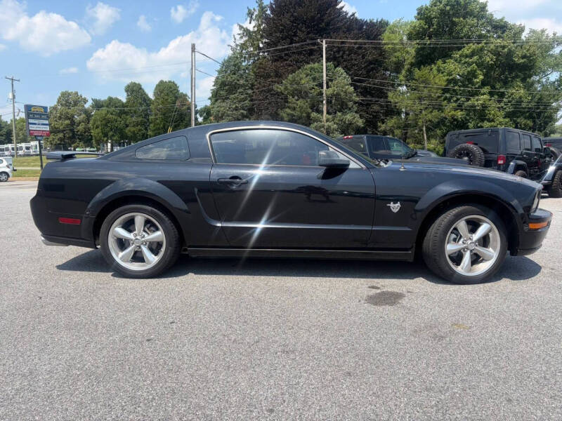 2009 Ford Mustang GT Deluxe