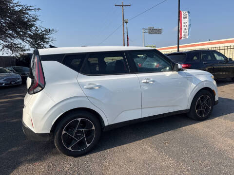 2023 Kia Soul EX