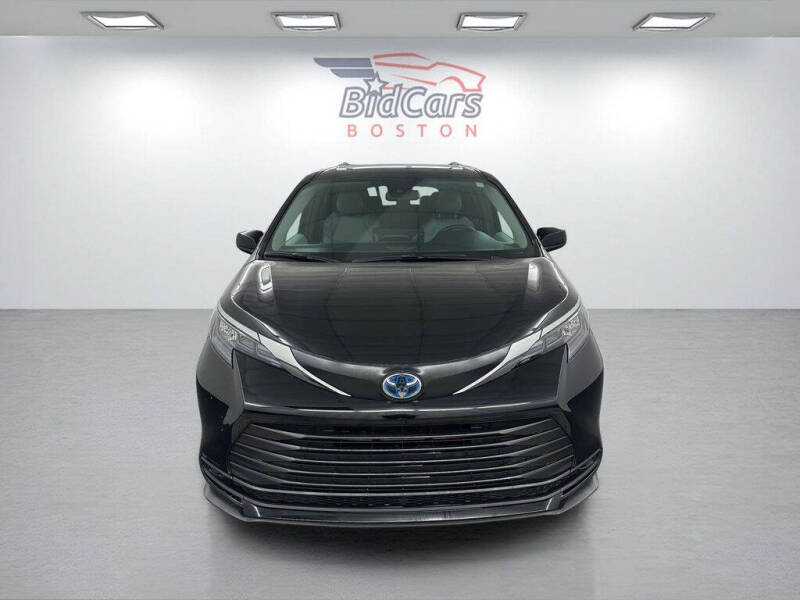 2025 Toyota Sienna