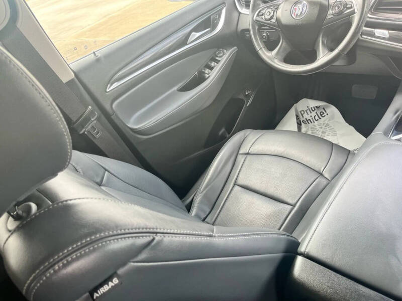 2020 Buick Enclave Essence