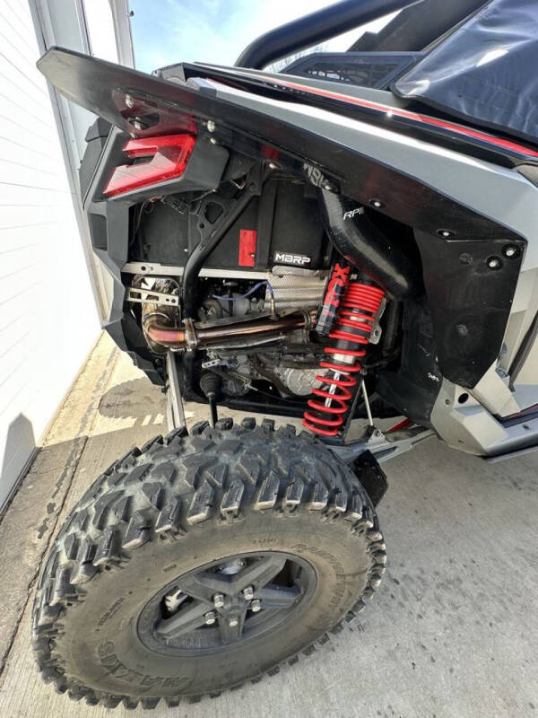 2022 Polaris RZR Turbo R Ultimate Onyx Blac