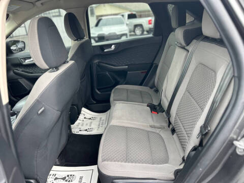 2020 Ford Escape SE